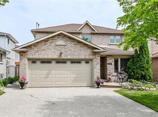 39 Bonaparte Way, Hamilton, ON L9B2E1