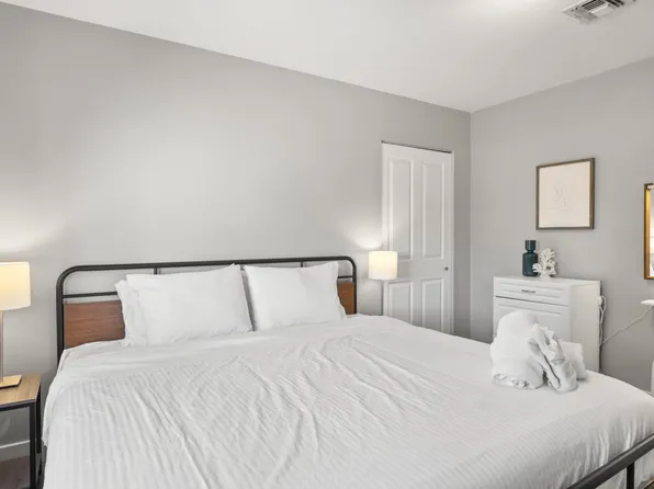 2609 N 68th Pl, Scottsdale, AZ 85257