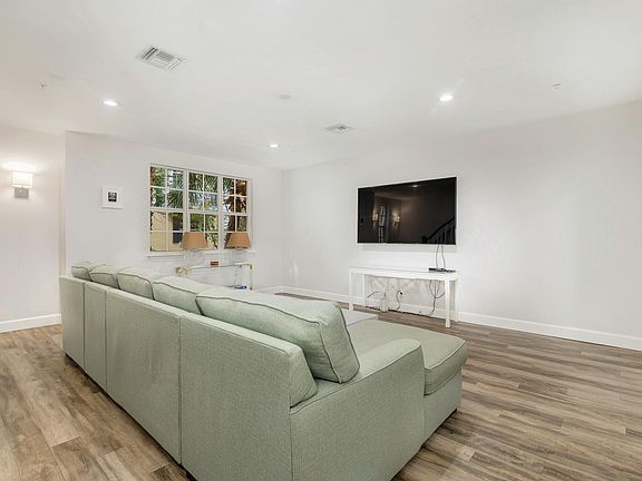 2nd image of 344 N Bromeliad