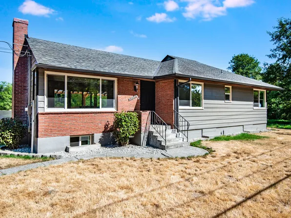 11907 Waller Rd E, Tacoma, WA 98446