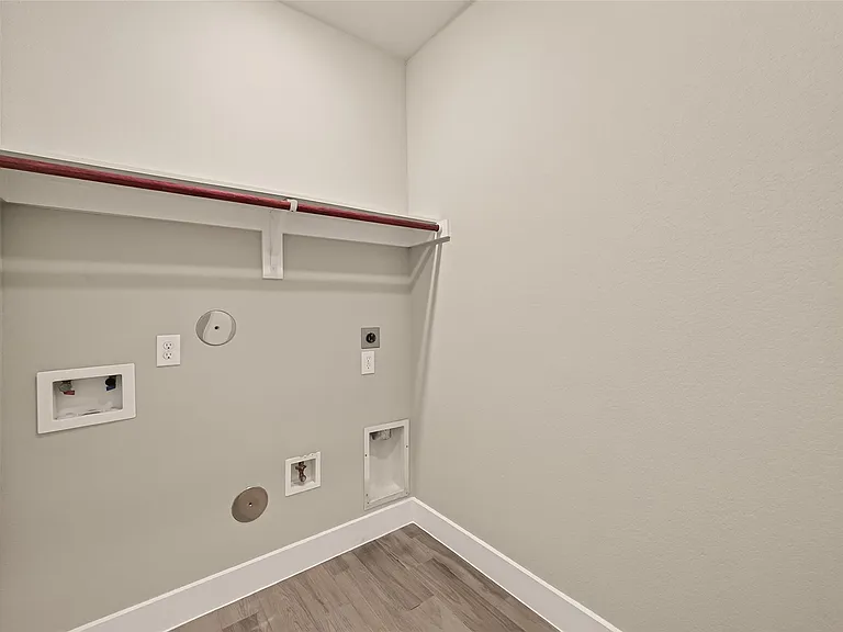 2619 Lilac Point Ln — Photo 22