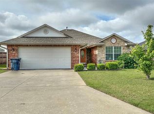 1921 Rain Tree Dr, Shawnee, OK 74804