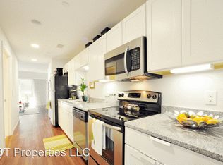 221 S Cherry St APT 451, Winston Salem, NC 27101