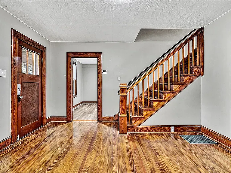 4452 Bonsack Rd — Photo 4