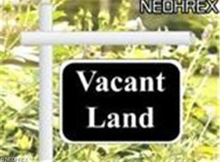 14415 Auburn Rd, Newbury, OH 44065