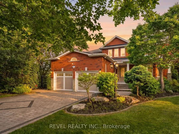 7 Callander Ct, Ajax, ON L1S 7M5