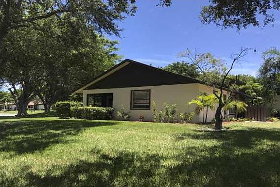 Home For Sale In Dos Lagos