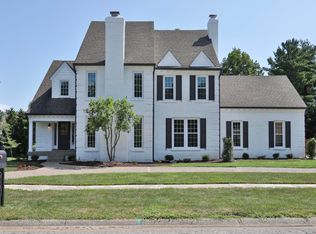 713 Bedfordshire Rd, Hurstbourne, KY 40222