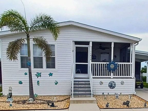 3rd image of 14839 Sea Myrtle Ln