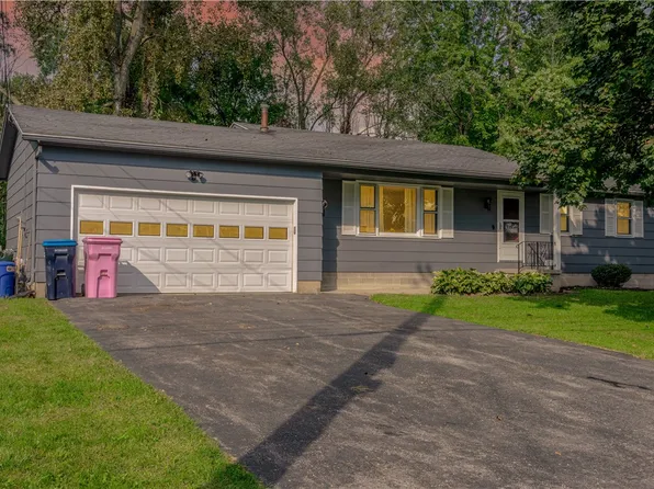 1190 Hinchey Rd, Rochester, NY 14624