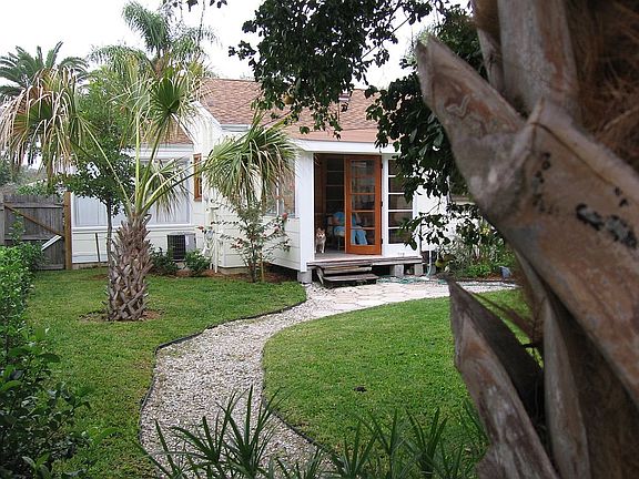 4th image of 761 Lantana Ave