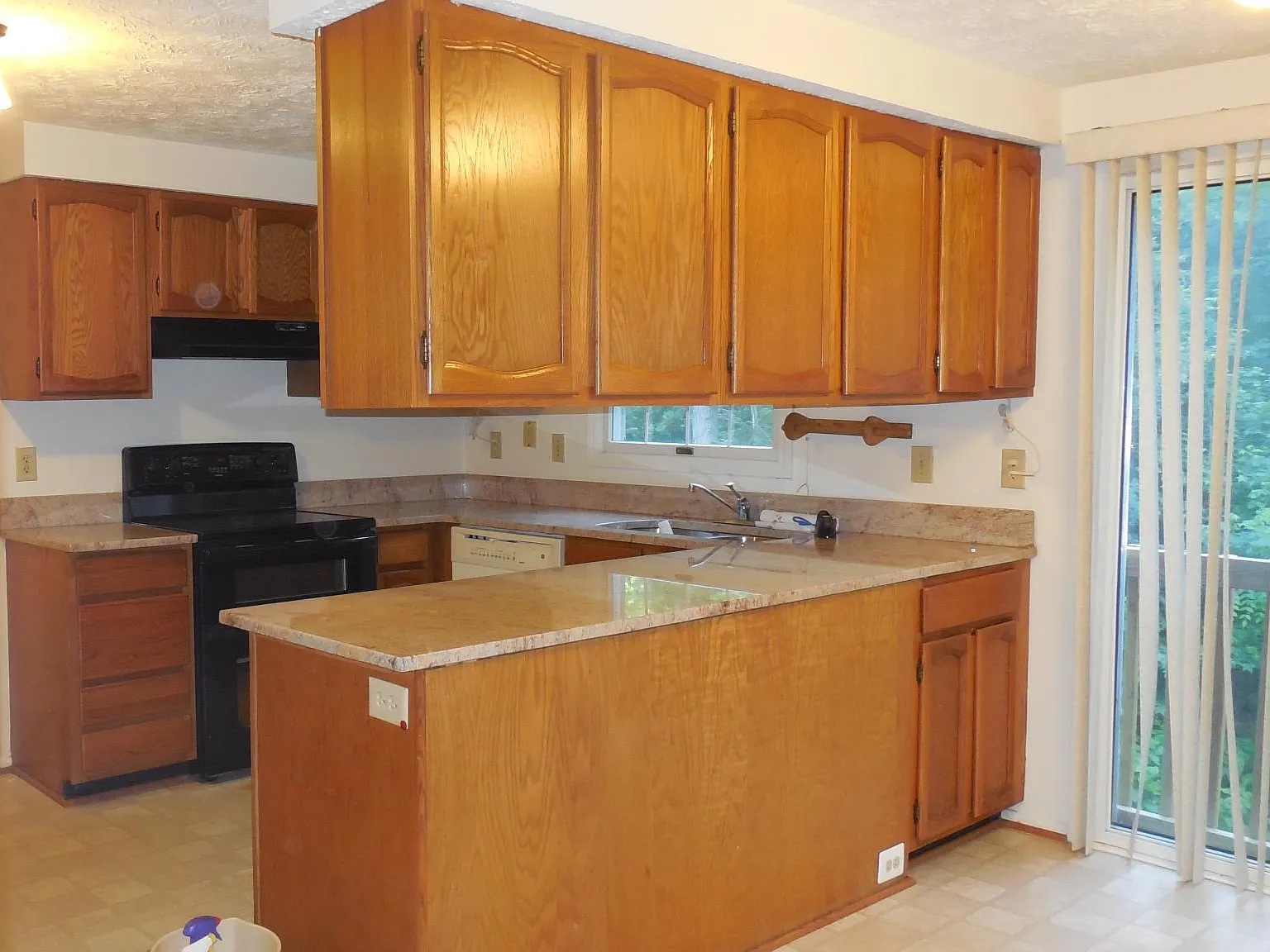 7584 Springfield Hills Drive — Photo 4