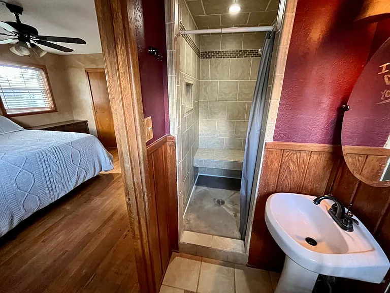 3518 Lynette Dr — Photo 30