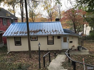 4 Seneca Trl, Wayne, NJ, 07470