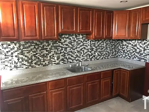 182 Seymour Ave #1 — Photo 5
