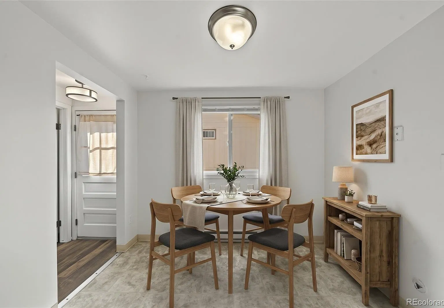 3 bed, 1.5 bath, 1150 sqft, $2,395 — Photo 4