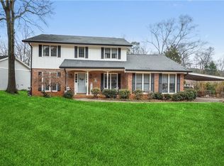 2312 Pine Meadows Ct, Tucker, GA 30084