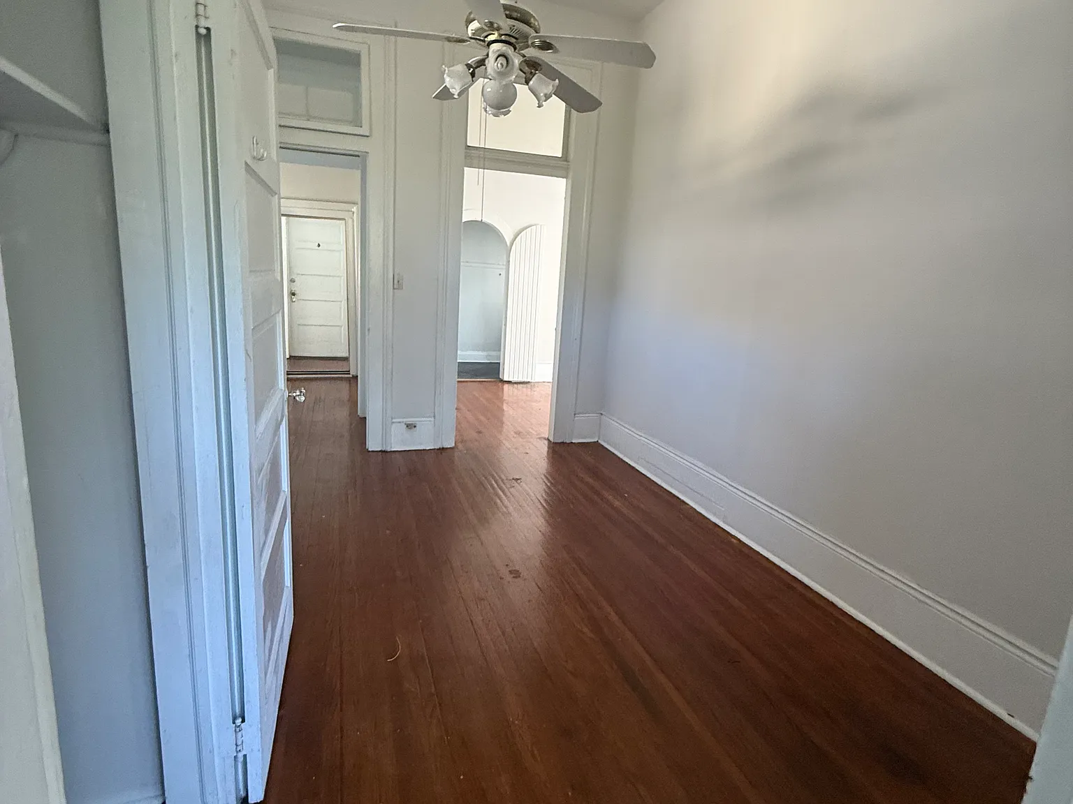 2 bed, 1100 sqft, $1,650 — Photo 2
