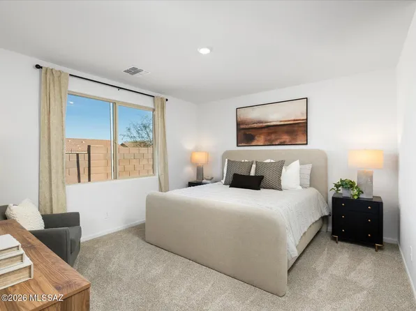 6846 W Sweetshade Ln, Tucson, AZ 85757