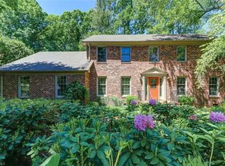 1907 Basset Trl, Greensboro, NC 27410