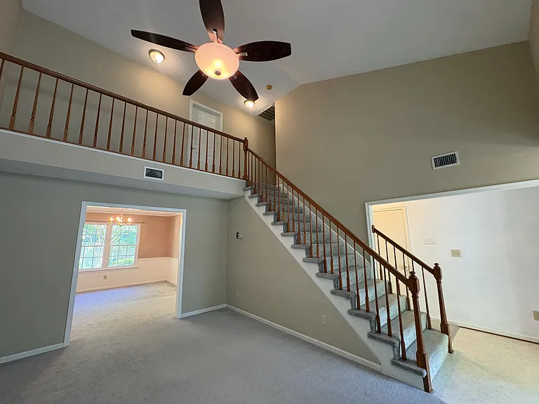 3813 Sterncroft Dr — Photo 3
