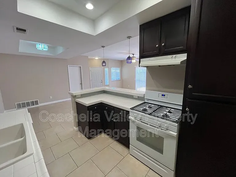 32205 Cielo Vista Rd #B — Photo 17