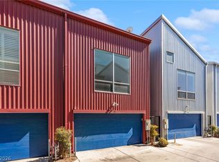 1190 E Carson Ave, Las Vegas, NV 89101