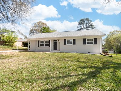 912 Hallmark Dr, Gastonia, NC, 28052