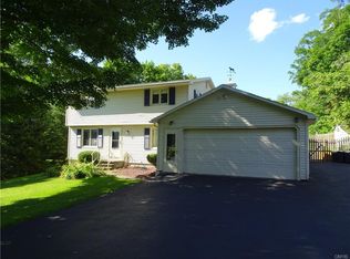 2521 Scotch Hill Rd, Marcellus, NY 13108