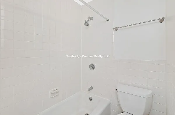 289 Harvard St #2 — Photo 13