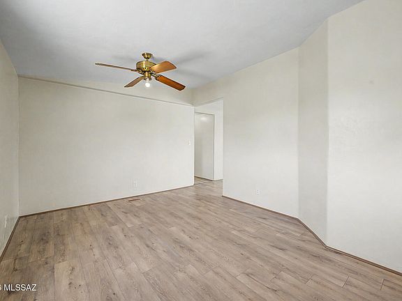 5th image of 4225 S Donald Ave