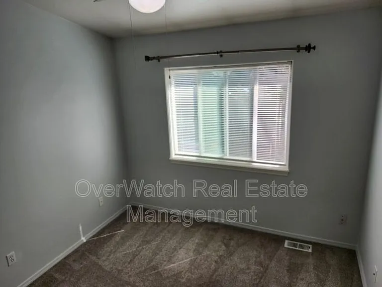 6922 Gold Kings Ave #A — Photo 19