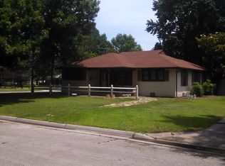 1312 N 5th St, Neodesha, KS 66757