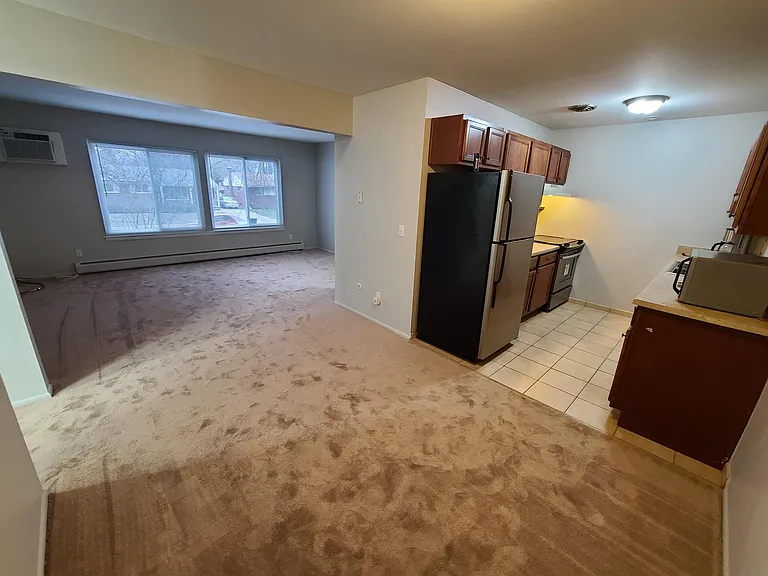 7394 Central St #7 — Photo 4