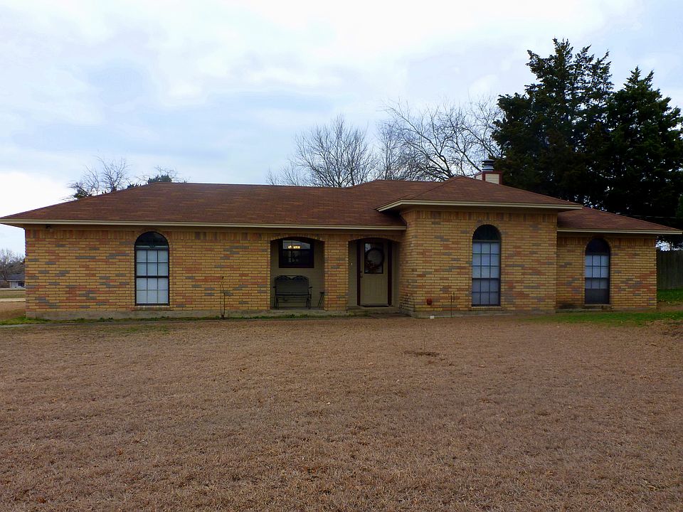 1st image of 132 Claire Newell Ln