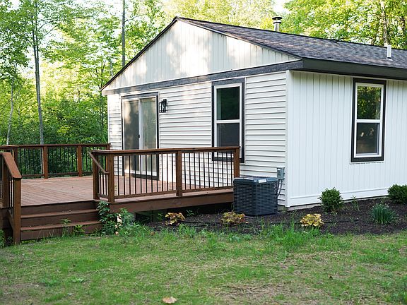 5th image of 1661 E Hess Lake Dr