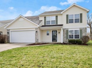 829 Ravenwillow Dr, Huntertown, IN 46748