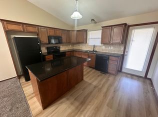 2303 S Goebel Cir #0, Wichita, KS 67207