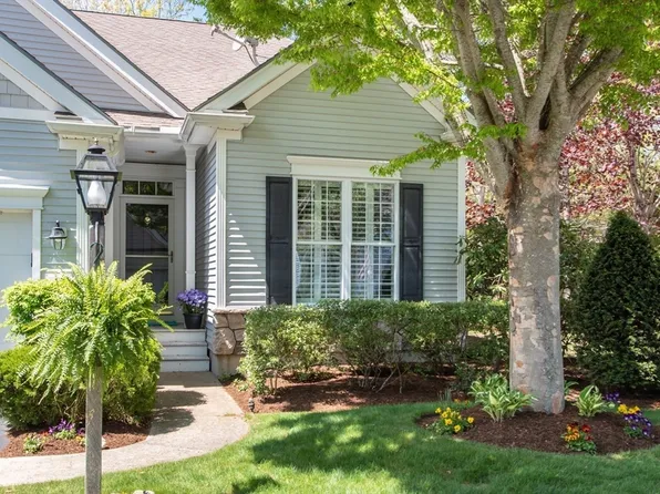 17 Cross Wind, Plymouth, MA 02360