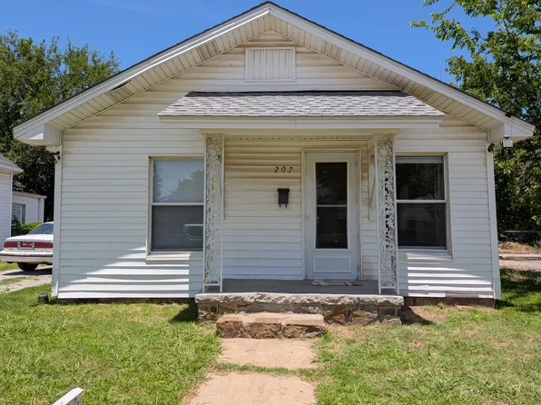 207 3rd Ave NW, Ardmore, OK 73401
