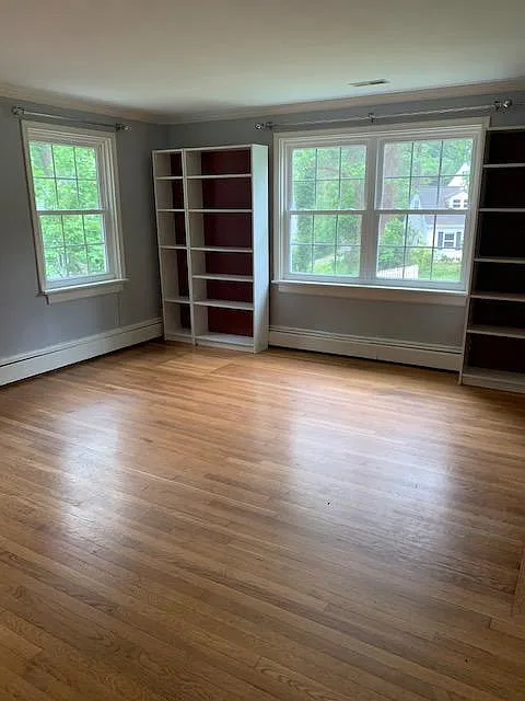 112 Howard Dr — Photo 4