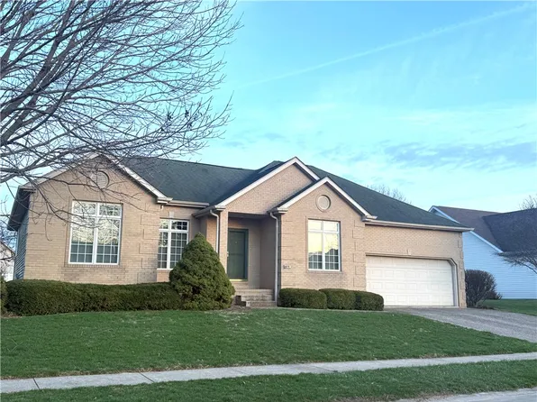 1378 W Masters Ln, Decatur, IL 62521