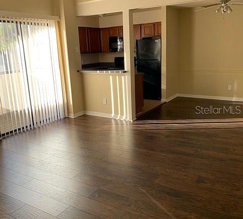 5th image of 2905 Antique Oaks Cir APT 8