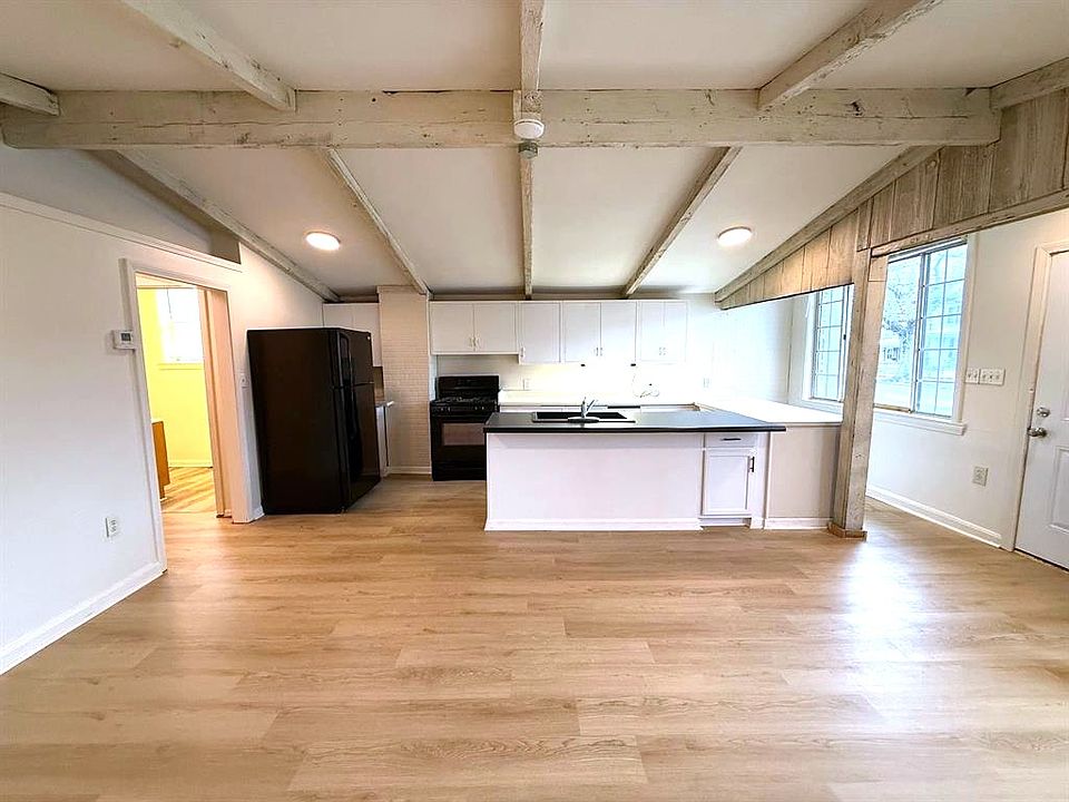 1st image of 549 E 12th St #549
