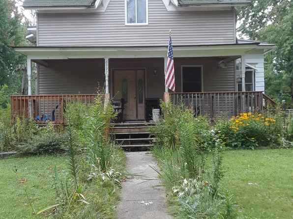 6592 Chard St, Marlette, MI 48453