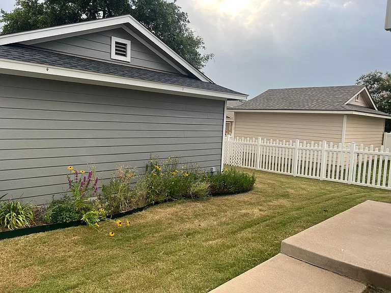 1604 Corn Hill Ln — Photo 7
