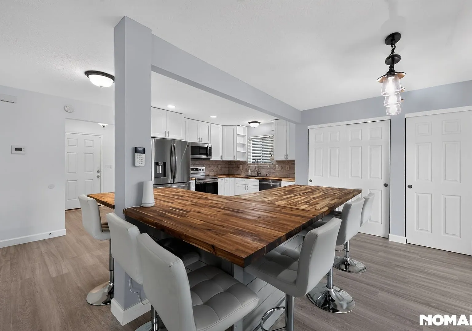 Charming 4BR House in Lebanon — Photo 4