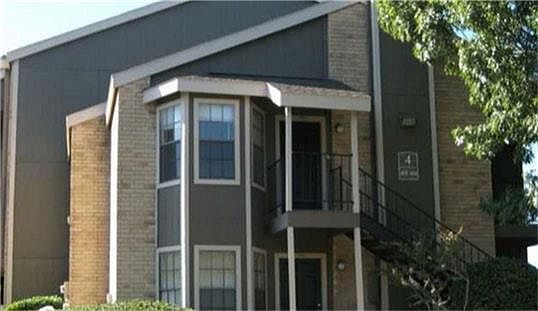 4th image of 2200 Montrose Pl