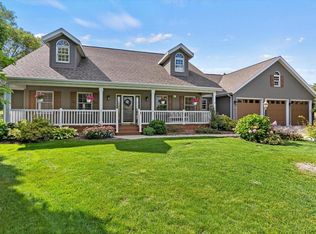 5333 Deer Trail Ln, Sheboygan, WI 53083