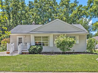 1505 Hatcher Cres, Ann Arbor, MI 48103